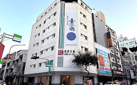 Tainan First Hotel